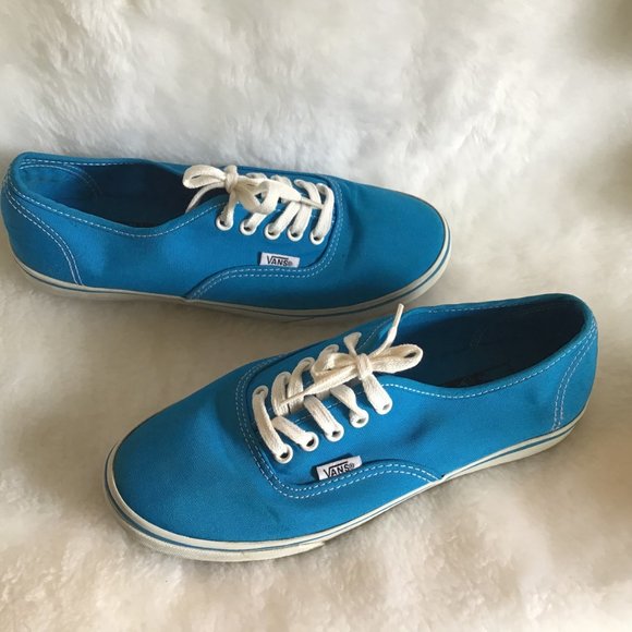 Vans Women's Turquoise Shoes - Picture 2 of 11